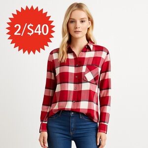 2/40$ NWT Boyfriend plaid red black white button down shirt long sleeve small